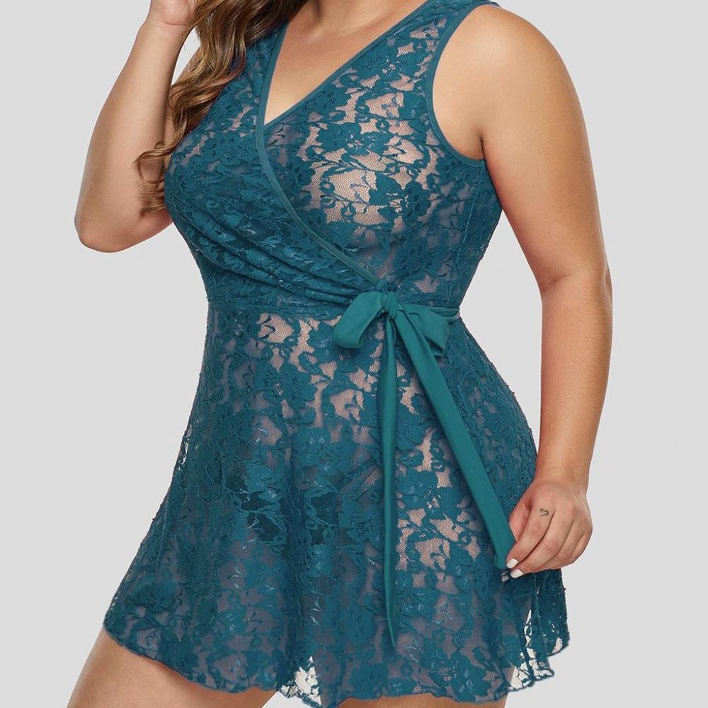 Queen Size Teal Floral Lace Chemise Set